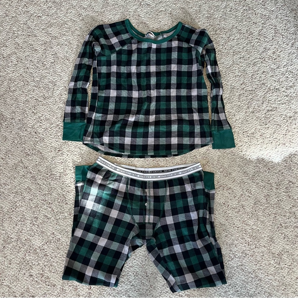 Women’s Victoria’s Secret Green Thermal Flannel Pajamas